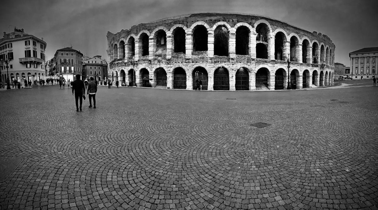 Stadia Suite Verona Buitenkant foto